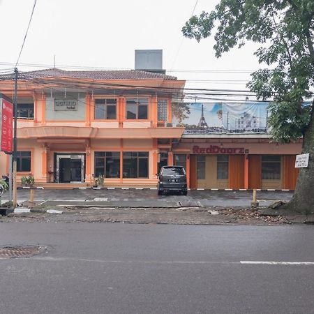 Reddoorz @ Achino Hotel Bandung Buitenkant foto