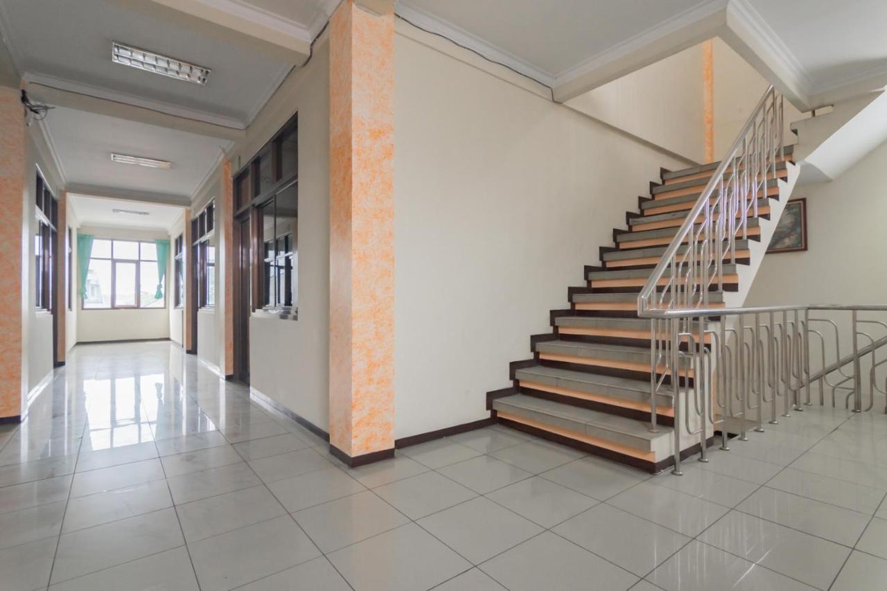 Reddoorz @ Achino Hotel Bandung Buitenkant foto